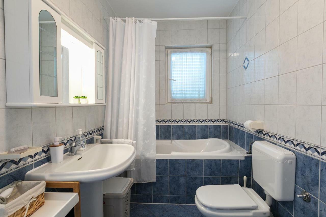Villa Bosko Kaštela Kültér fotó